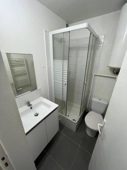 Studio Proche La Defense Пюто Экстерьер фото